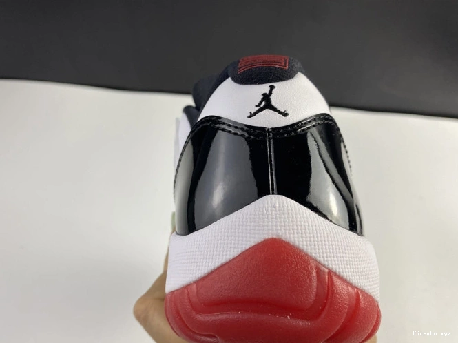 Jordan AV2187-160 Bred Retro Air Concord 11 Low 0805